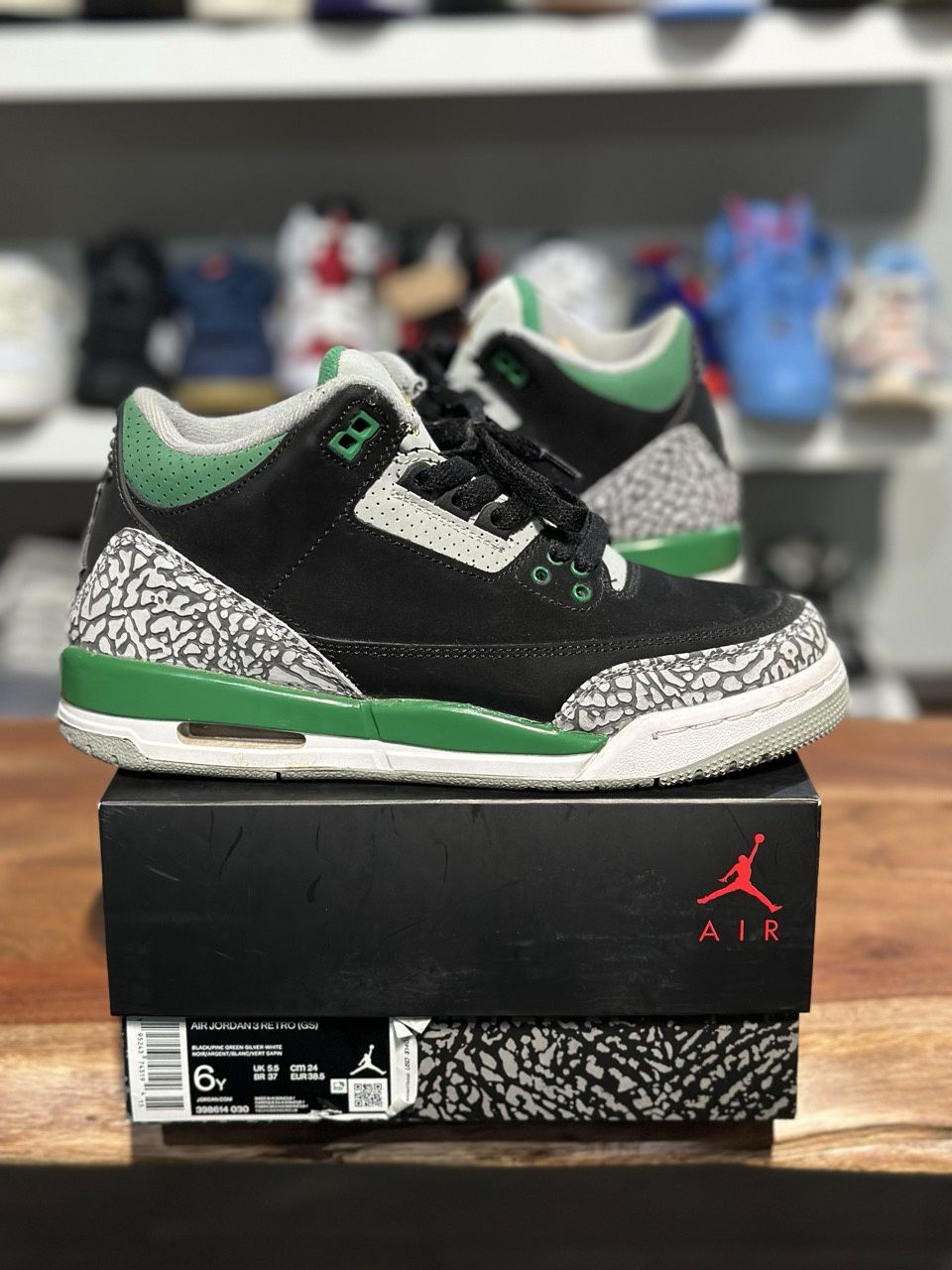 Jordan 3 Retro Pine Green (GS) - Pre - Owned, Shoe Size: US 6Y, Product Condition: Pre-Owned