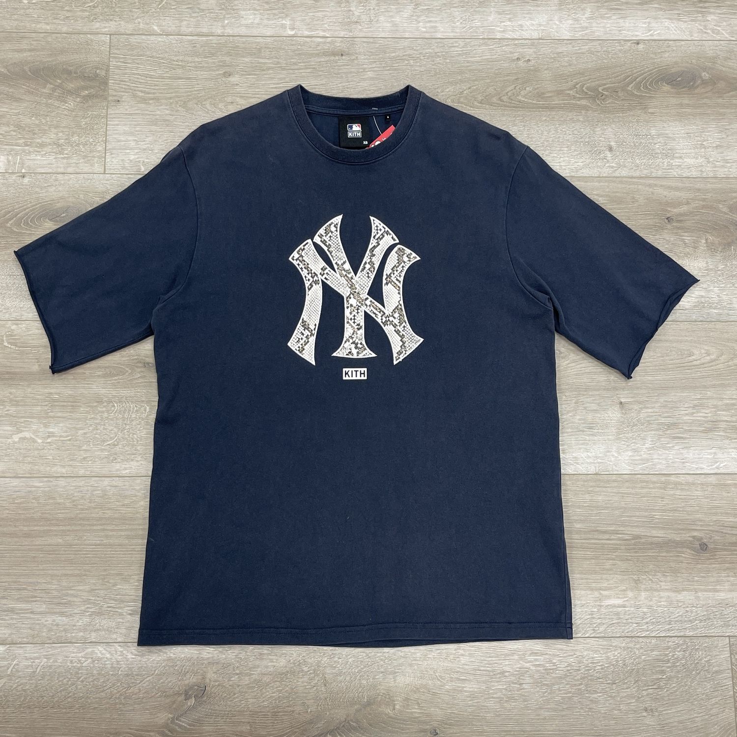 FW20 Kith x Yankees Snake Logo T-Shirt