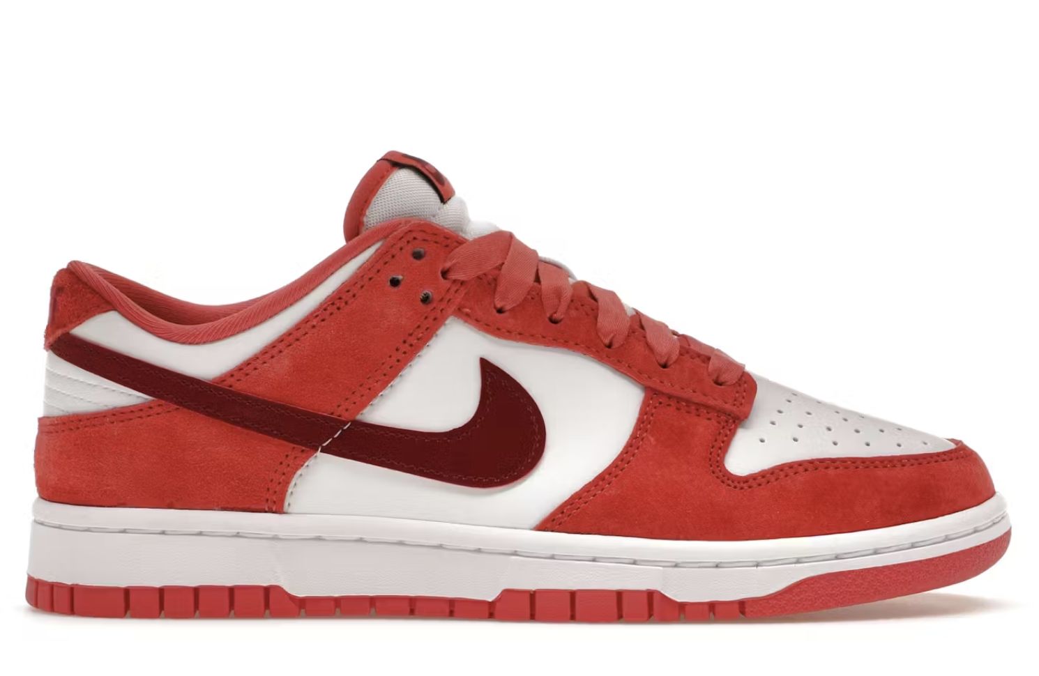 Nike Dunk Low Valentine&#39;s Day (2024) (W) • New