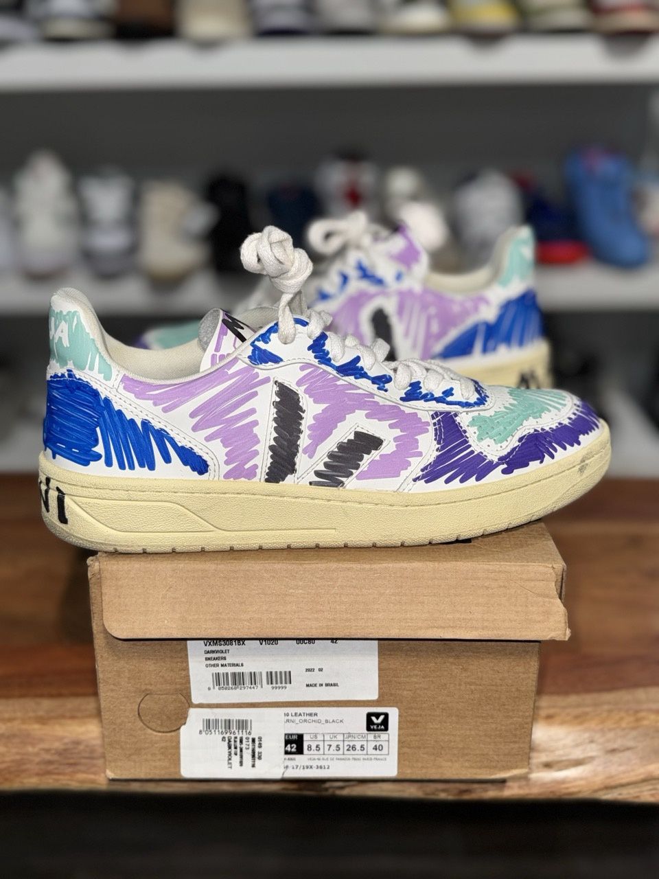 Veja V-10 Leather x Marni Orchid Black - Pre-Owned, Shoe Size: US M 8.5, Product Condition: Pre-Owned