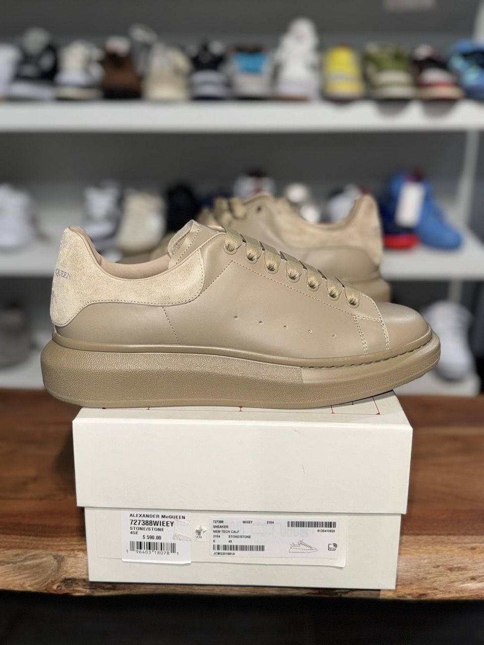 Alexander McQueen Oversized Stone • Brand New, Shoe Size: US M 12, Product Condition: Brand New