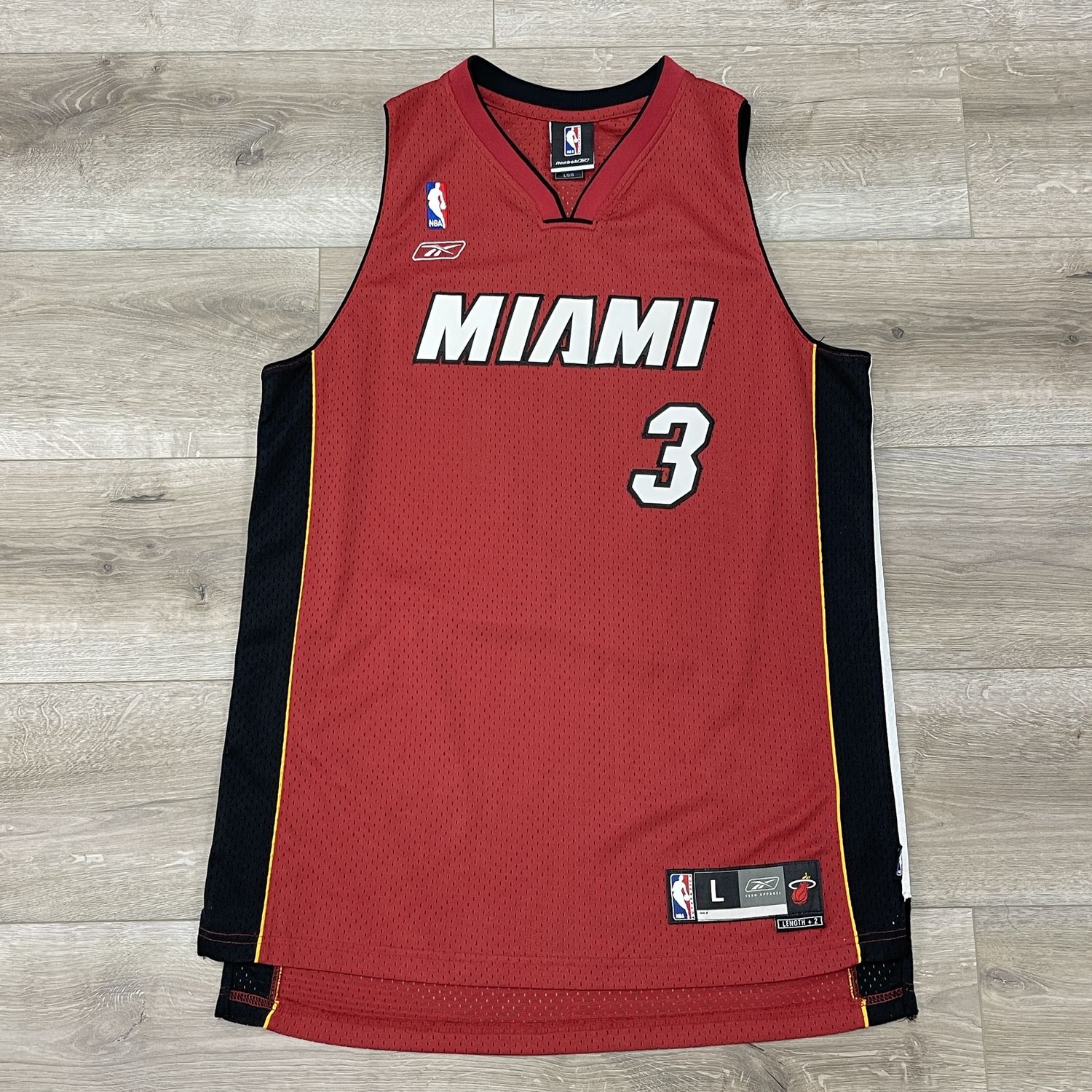Dwyane Wade Miami Heat Reebok Swingman Jersey Size Large Pre-Owned