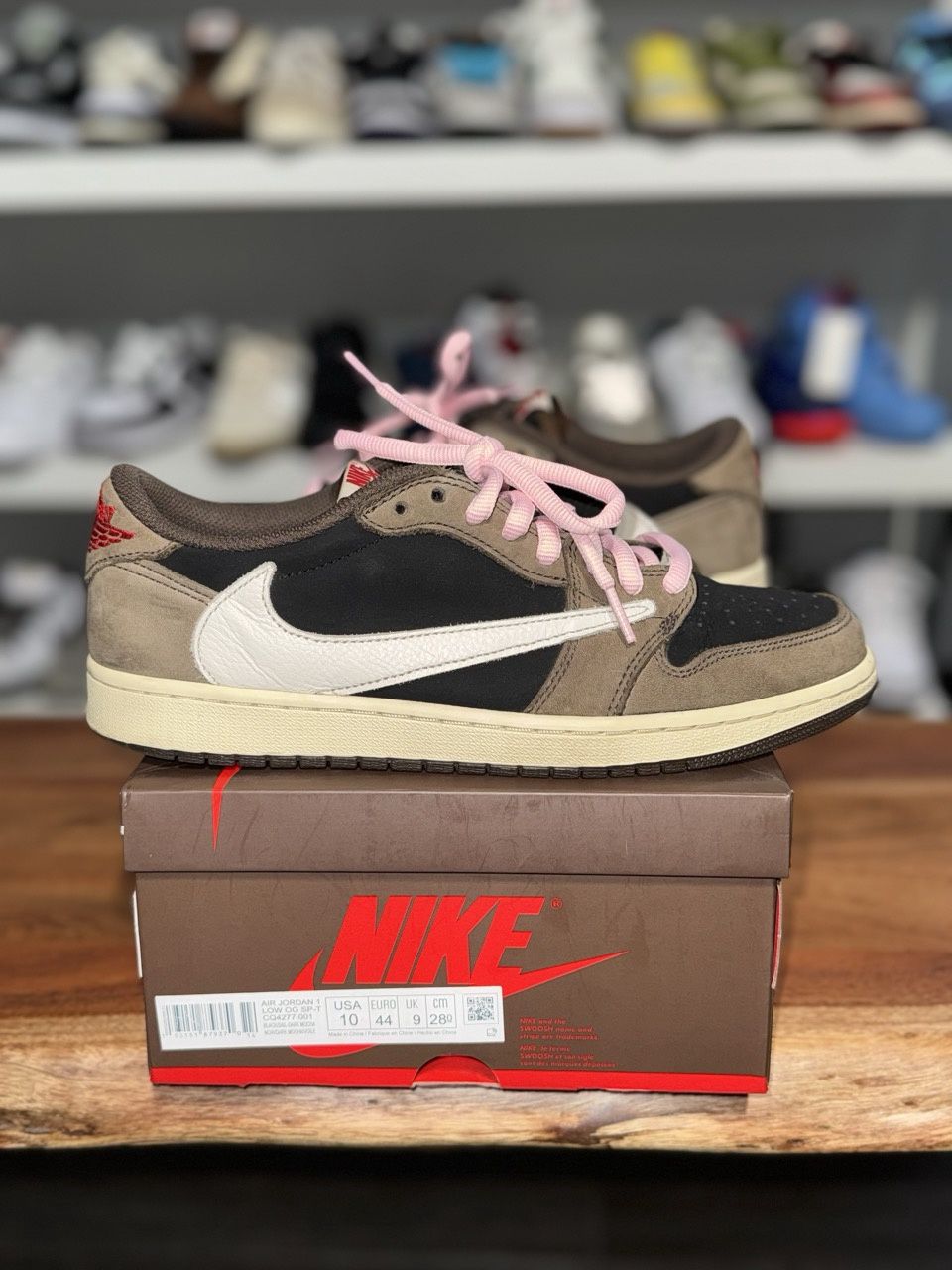 Jordan 1 Retro Low OG SP Travis Scott Mocha - Pre-Owned, Shoe Size: US M 10, Product Condition: Pre-Owned