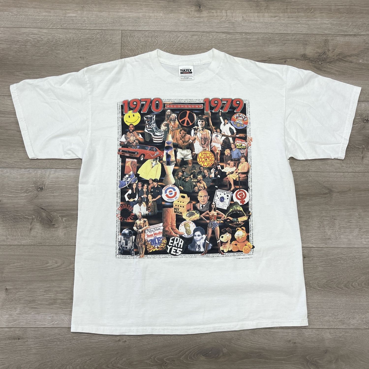 1999 70s Decade Tee White Size XL Pre-Owned