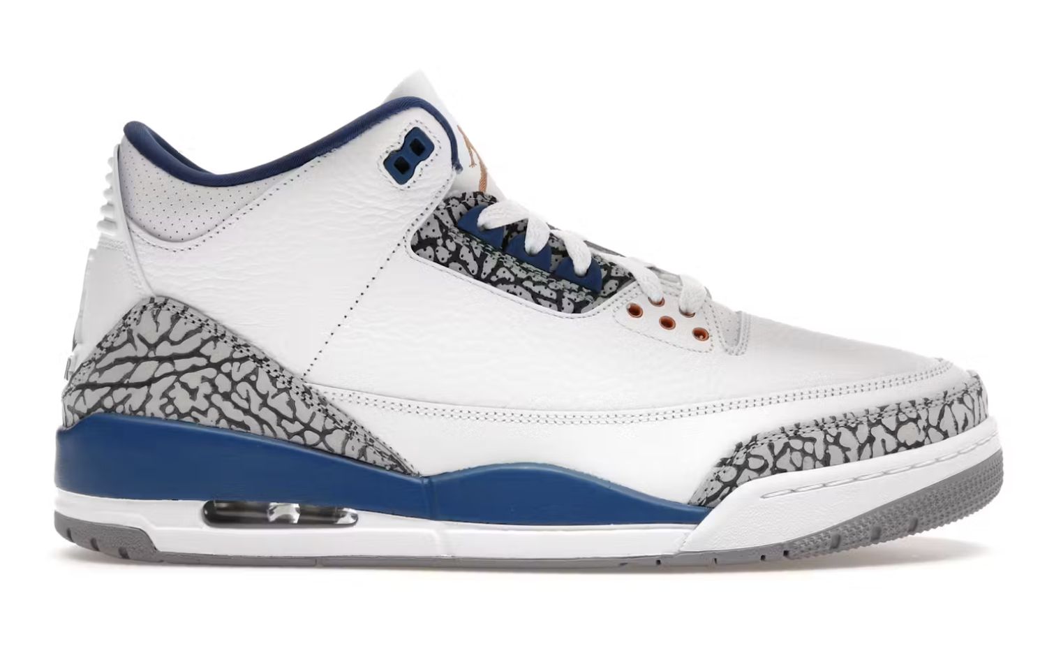 Jordan 3 Retro Wizards • Pre-Owned