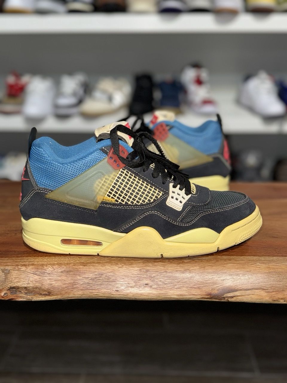 Jordan 4 Retro Union Off Noir - Pre-Owned No Box, Shoe Size: US M 10, Product Condition: Pre-Owned