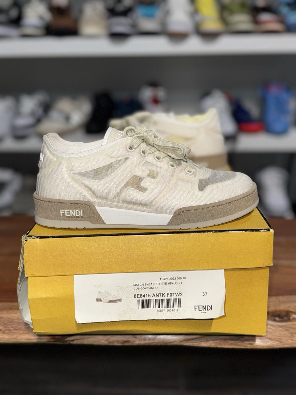 Fendi Match Mesh Low Top Sneakers Blanco • Pre-Owned, Shoe Size: US W 6.5, Product Condition: Pre-Owned