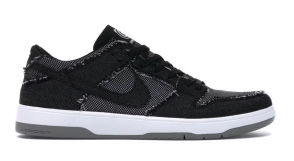 Nike SB Dunk Low Elite Medicom Bearbrick - Pre-Owned