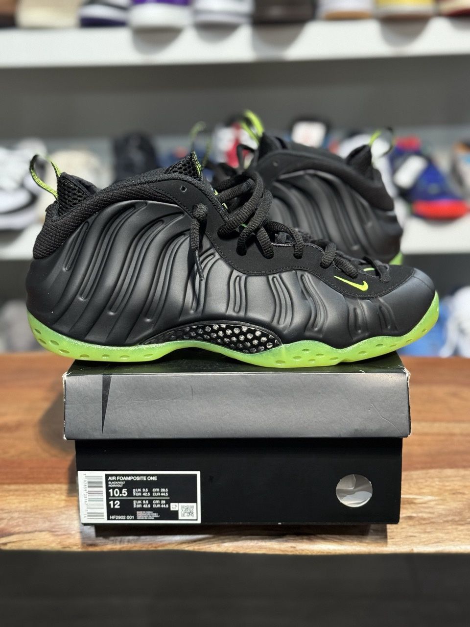 Nike Air Foamposite One Black Volt - Pre-Owned, Shoe Size: US M 10.5, Product Condition: Pre-Owned