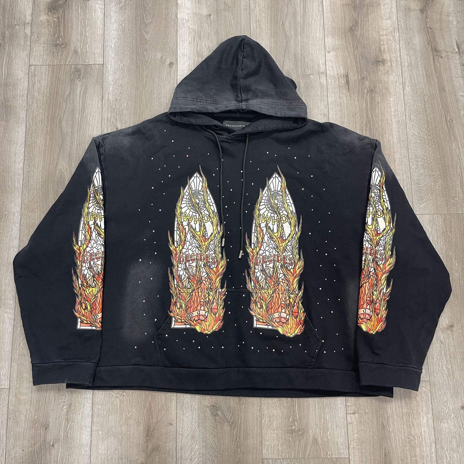 Who Decides War Gray Flame Glass Hoodie size 3XL Pre Owned