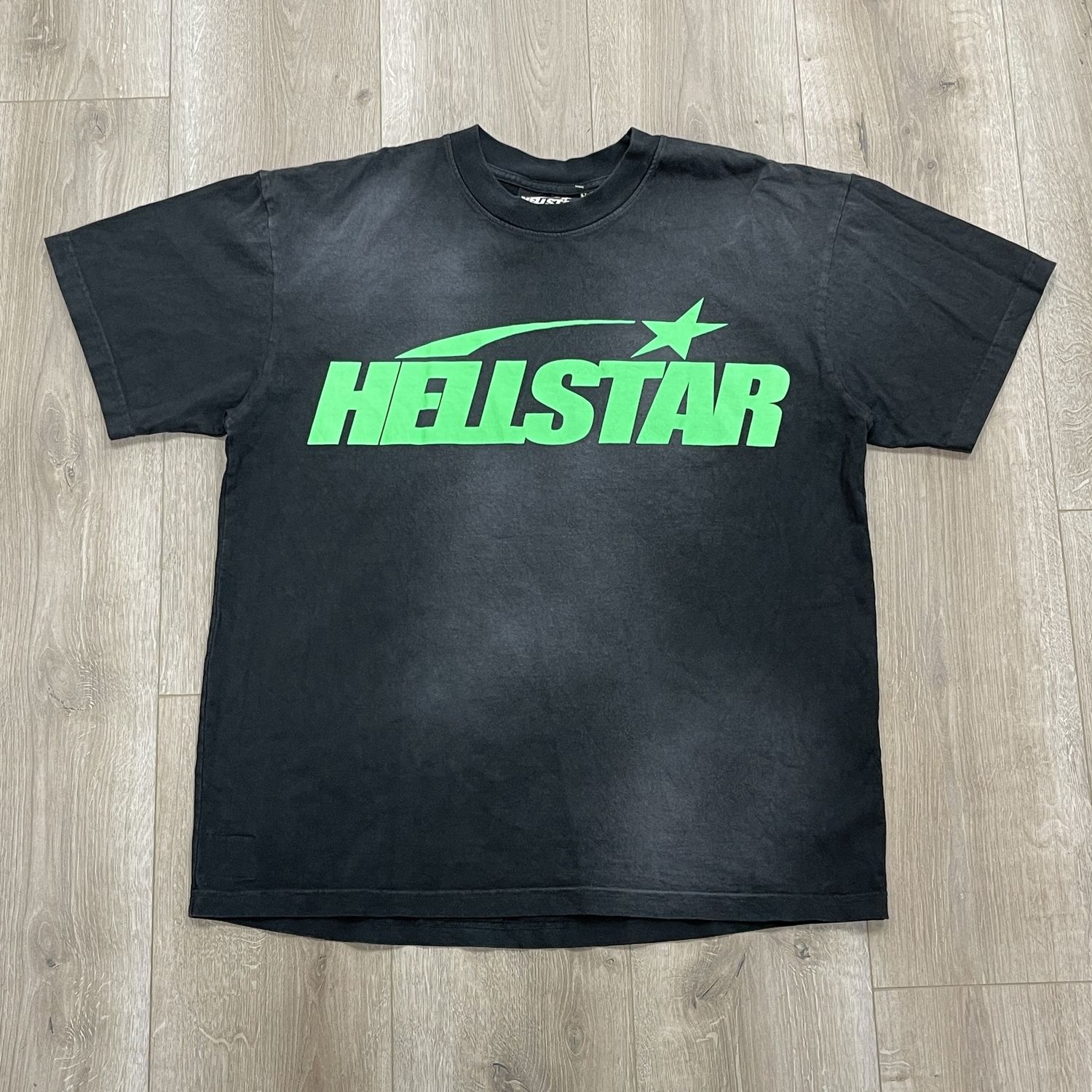 Hellstar Classic Logo Tee Size Large Pre-Owned