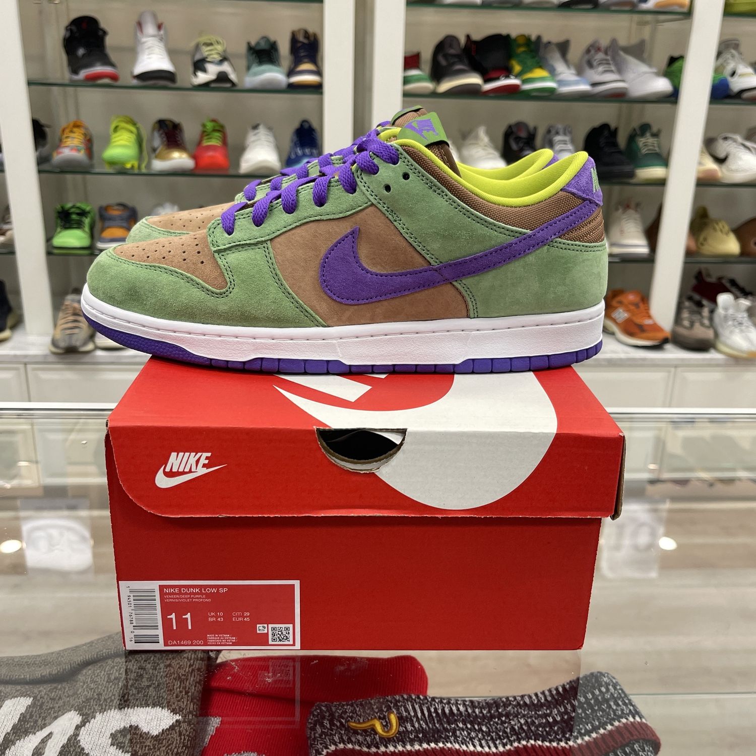 Nike Dunk Low Veneer (2020/2024), Shoe Size: US M 11, Product Condition: Pre-Owned