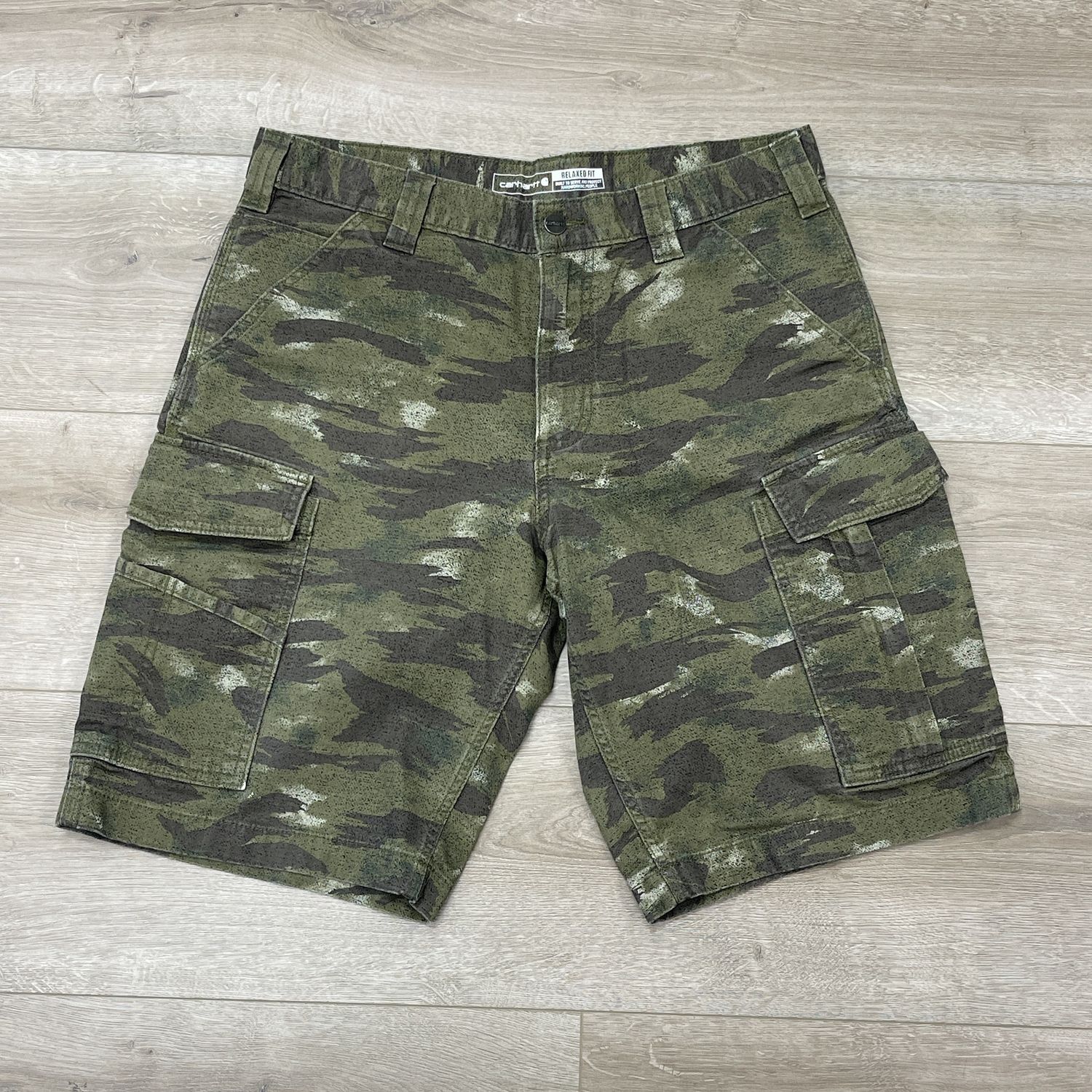 Carhartt Camouflage Cargo Shorts Men 42 Green Khaki Utility