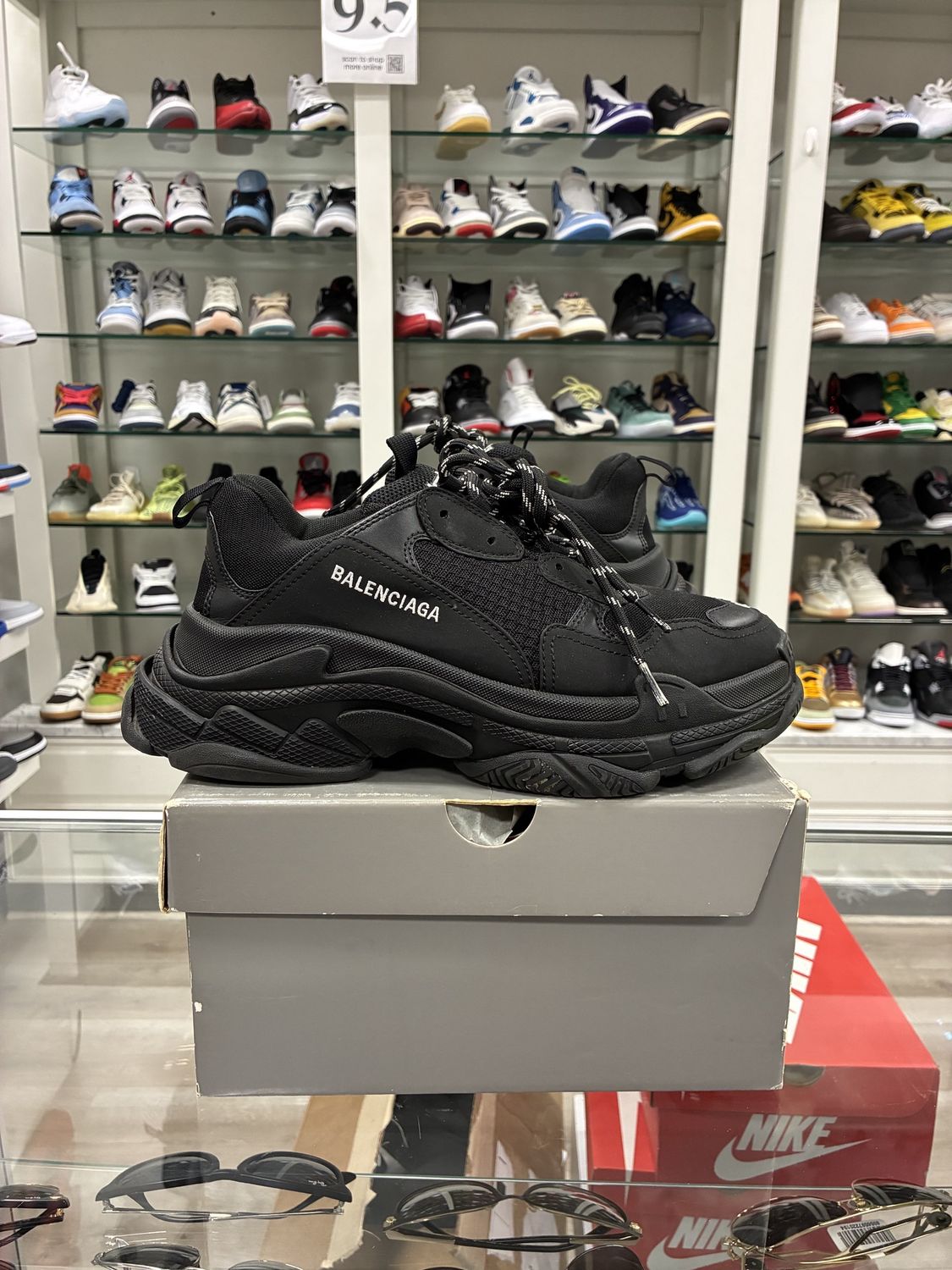 Balenciaga Triple S Black (2019), Product Condition: Pre-Owned, Shoe Size: US M 9