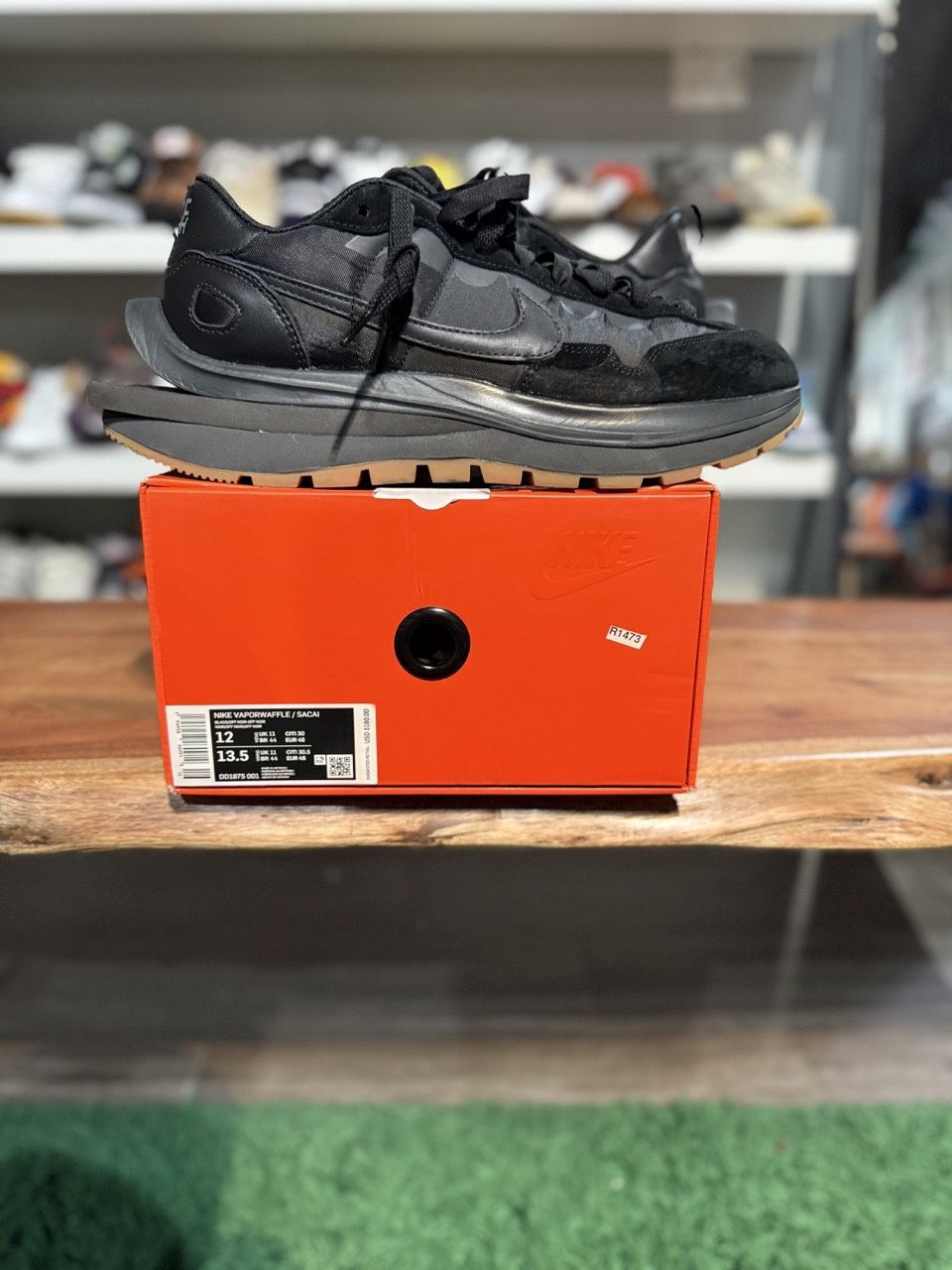 Nike Vaporwaffle sacai Black Gum - Pre-Owned, Shoe Size: US M 12, Clothing Size: Pre-Owned