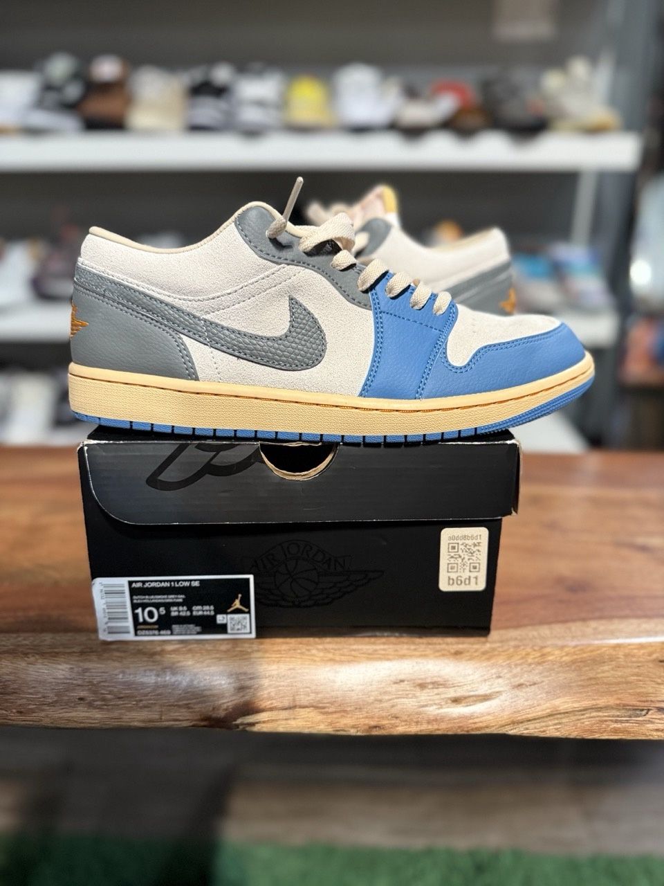 Jordan 1 Low Vintage UNC Grey - Pre-Owned, Product Condition: Pre-Owned, Shoe Size: US M 10.5
