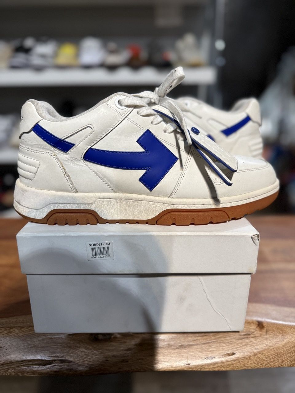 OFF-WHITE Out Of Office OOO Low Tops White Gum Blue  - Pre-Owned, Shoe Size: US M 11, Product Condition: Pre-Owned