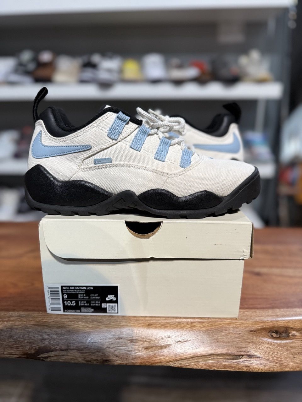 Nike SB Darwin Low Supreme Sail - Pre-Owned, Shoe Size: US M 9, Product Condition: Pre-Owned