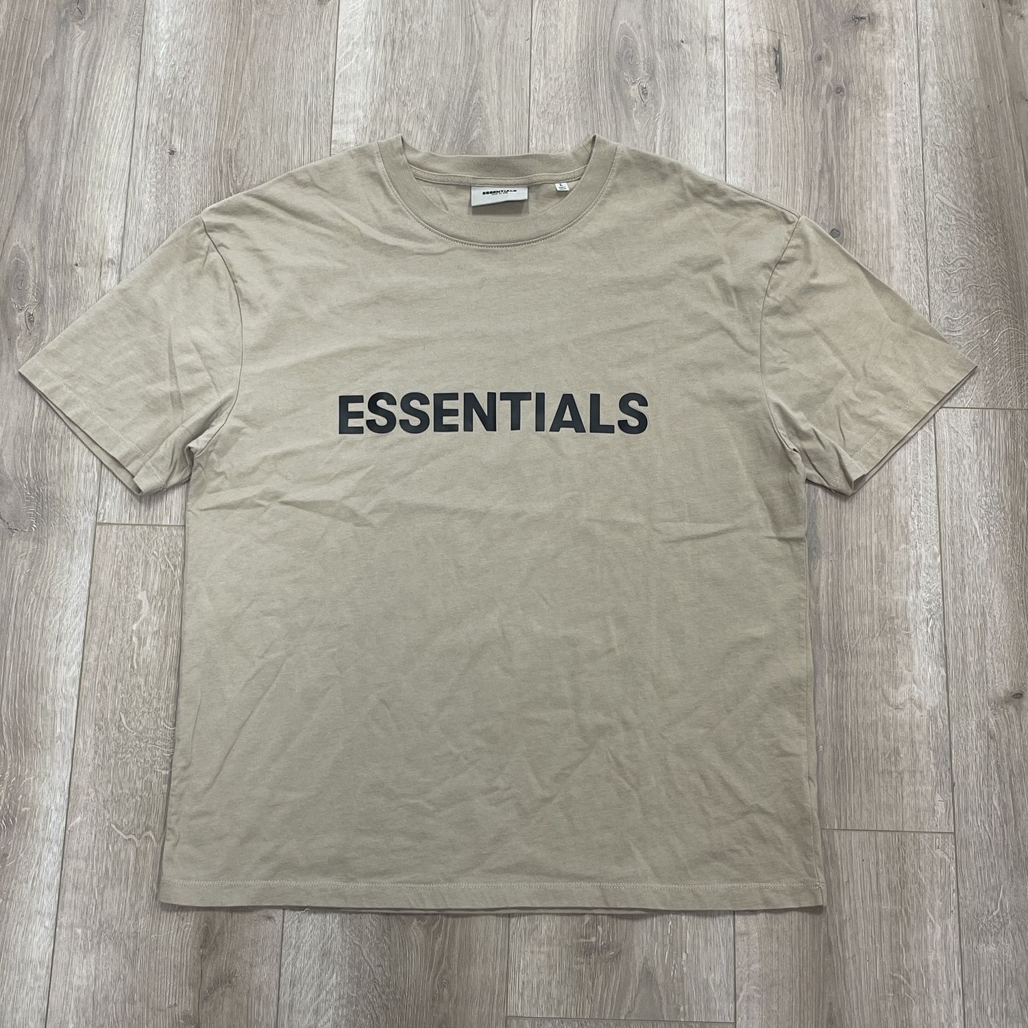 Essentials Oatmeal Tee • Pre-Owned