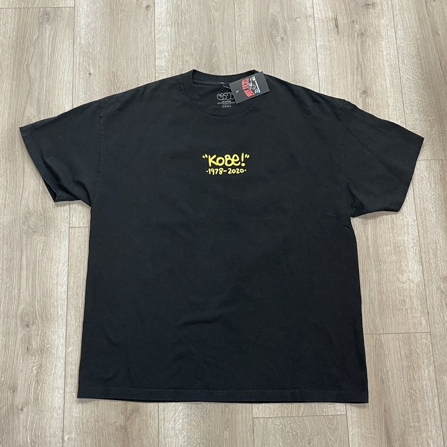 Kobe Memorial Tee Size XXL Pre-Owned