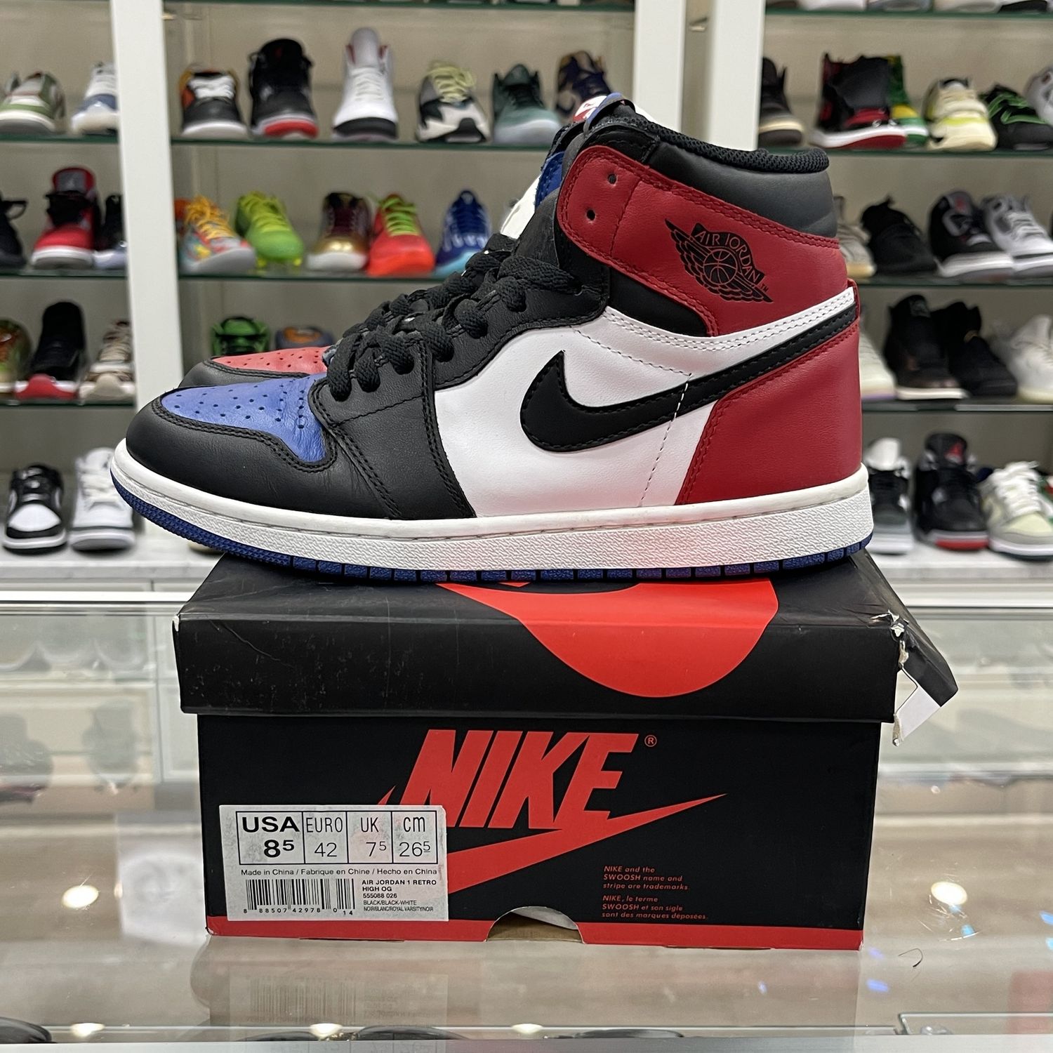 Jordan 1 Retro Top 3 - Pre-Owned, Shoe Size: US M 12, Product Condition: Pre-Owned