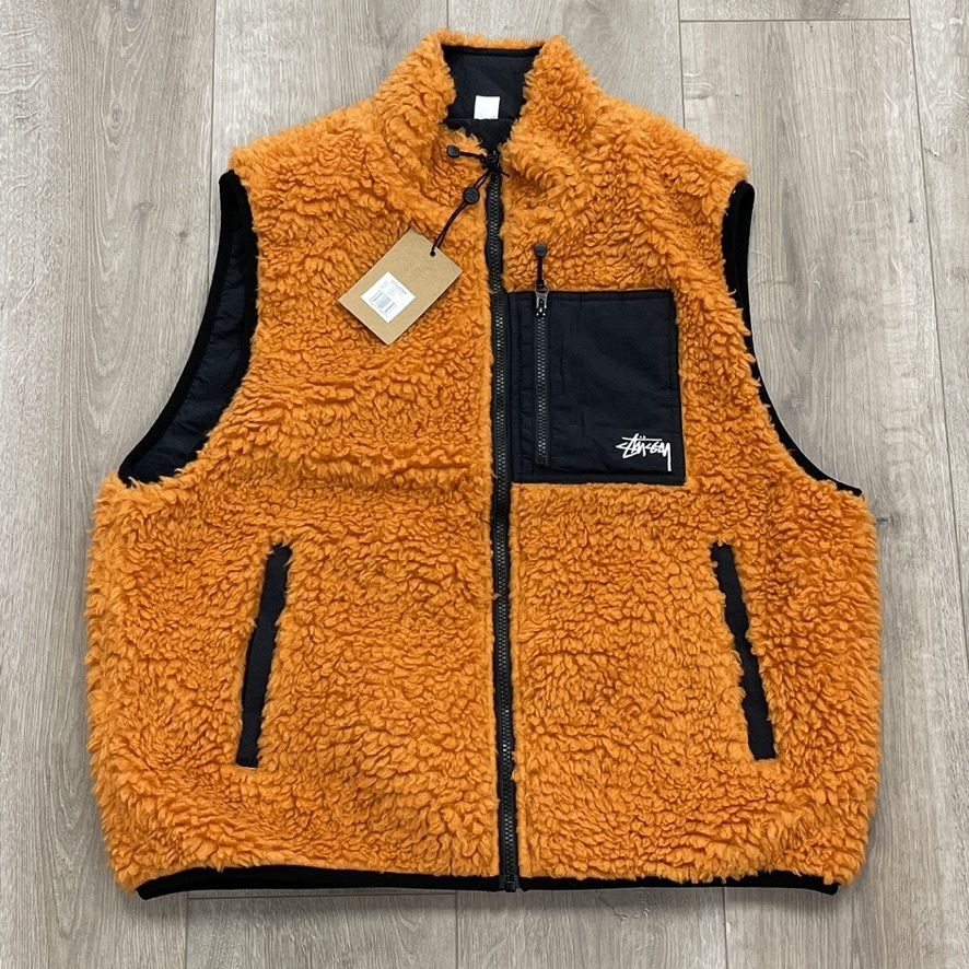 Stussy FW23 Sherpa Reversible Vest Orange size Large. Brand New