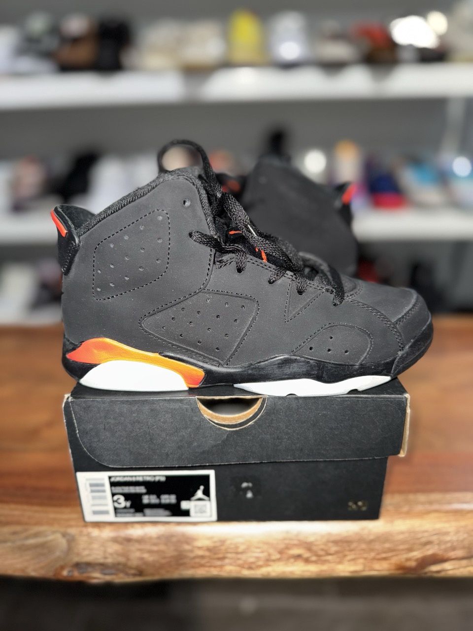Jordan 6 Retro Black Infrared (2019) (GS) - Pre-Owned, Shoe Size: US 3Y, Product Condition: Pre-Owned