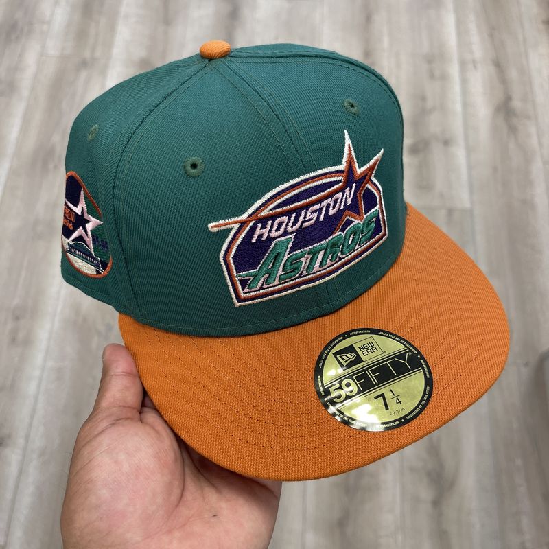 Houston Astros Green/Orange Fitted Hat size 7 1/4 Pre-Owned