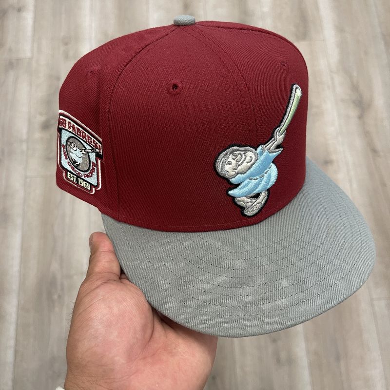San Diego Padres Fitted Hat Size 7 3/8 Pre-Owned