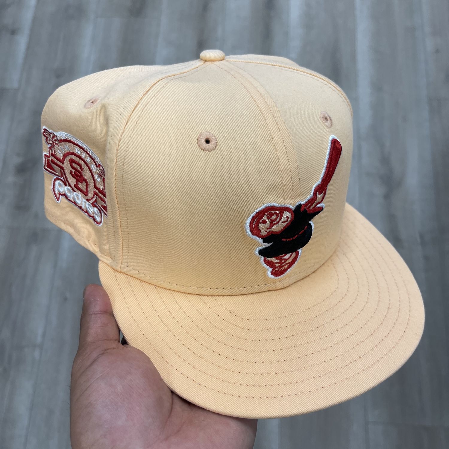 San Diego Padres Pink Hat Size 8 Pre-Owned
