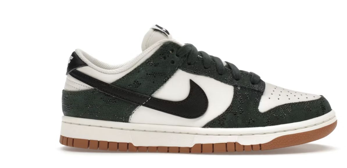 Nike Dunk Low Green Snake (W) - Brand New
