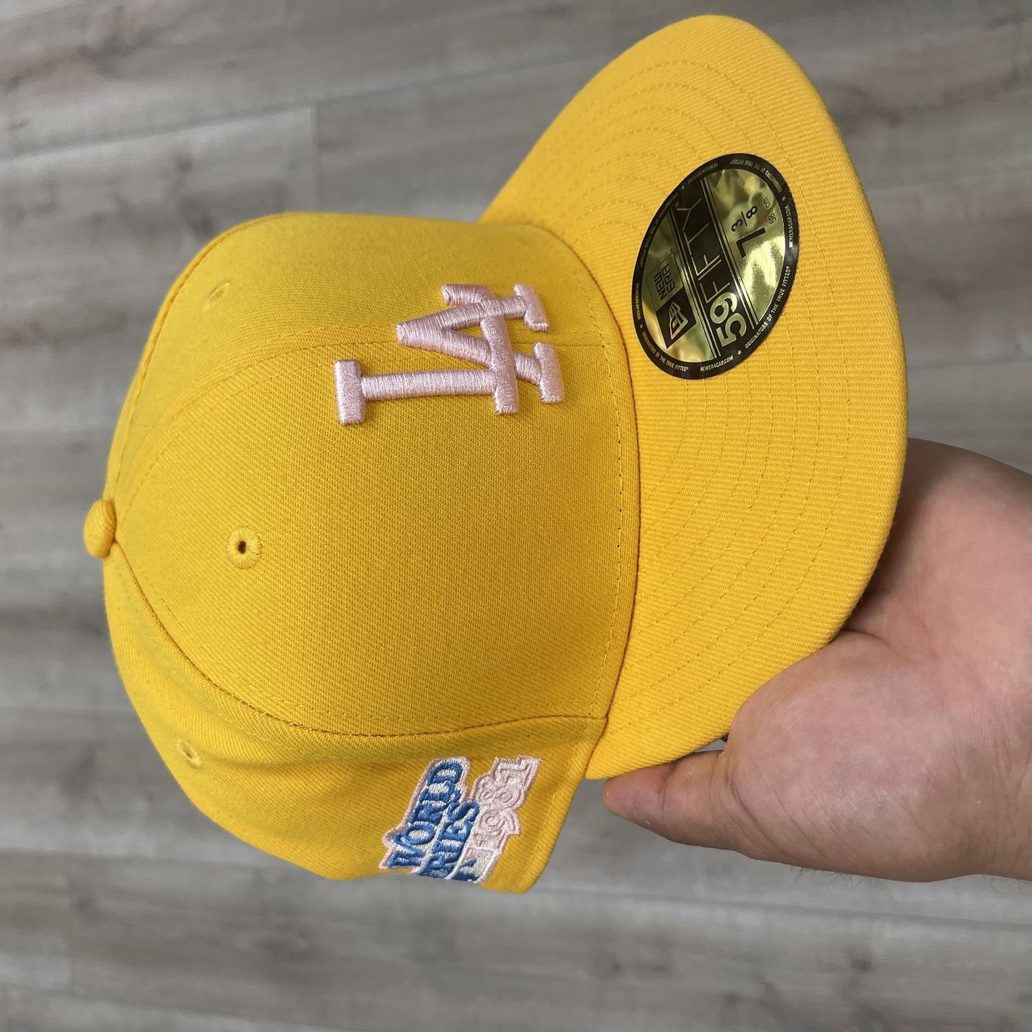Los Angeles Dodgers Fitted • Pre-Owned
