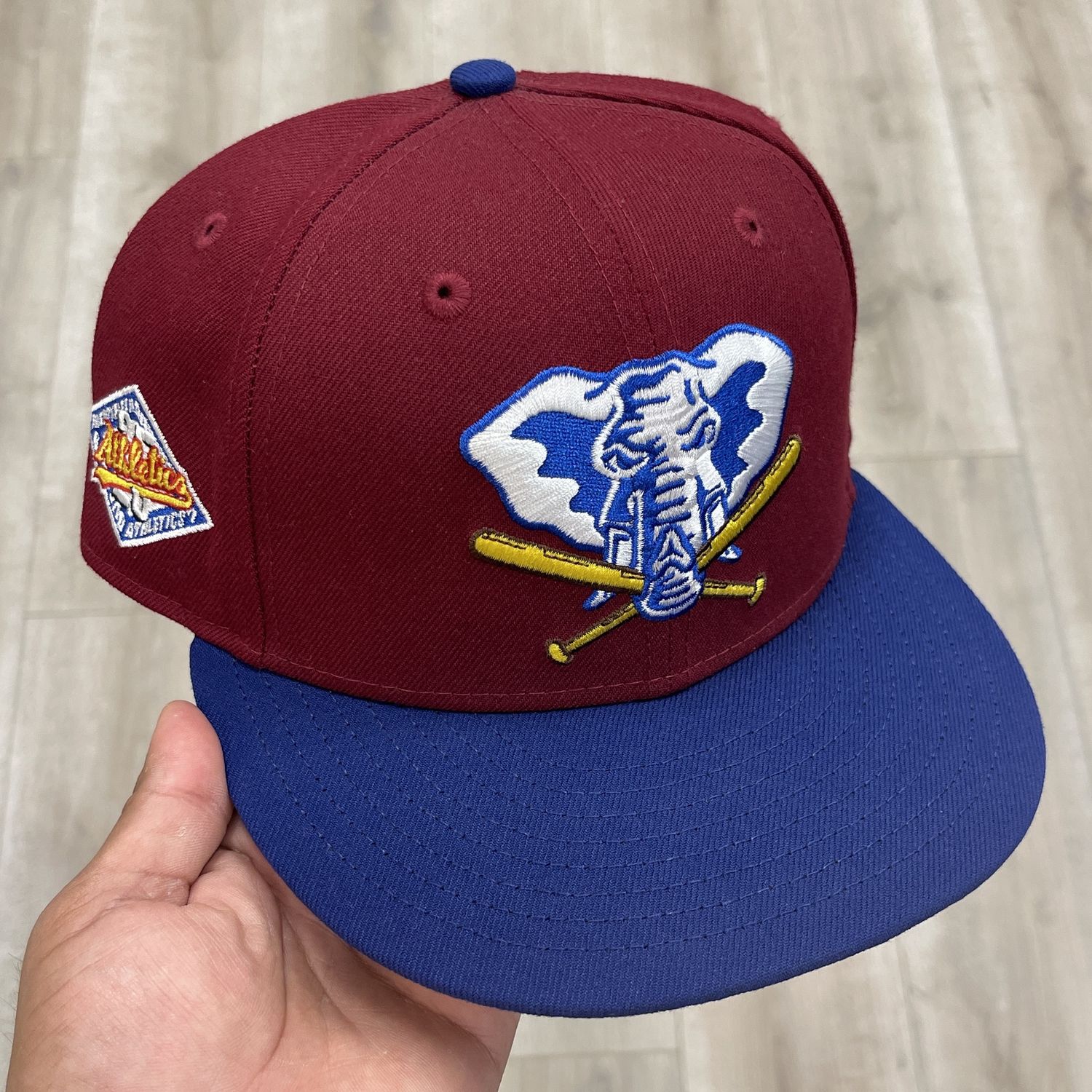 Fitted Athletics Maroon / Blue • Pre-Owned