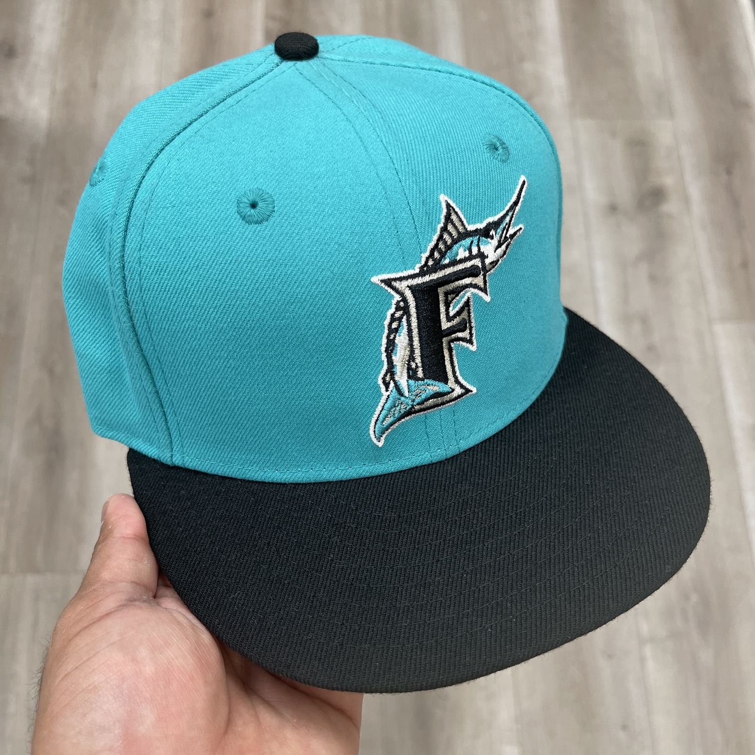 Fitted Miami Marlins • Pre-Owned