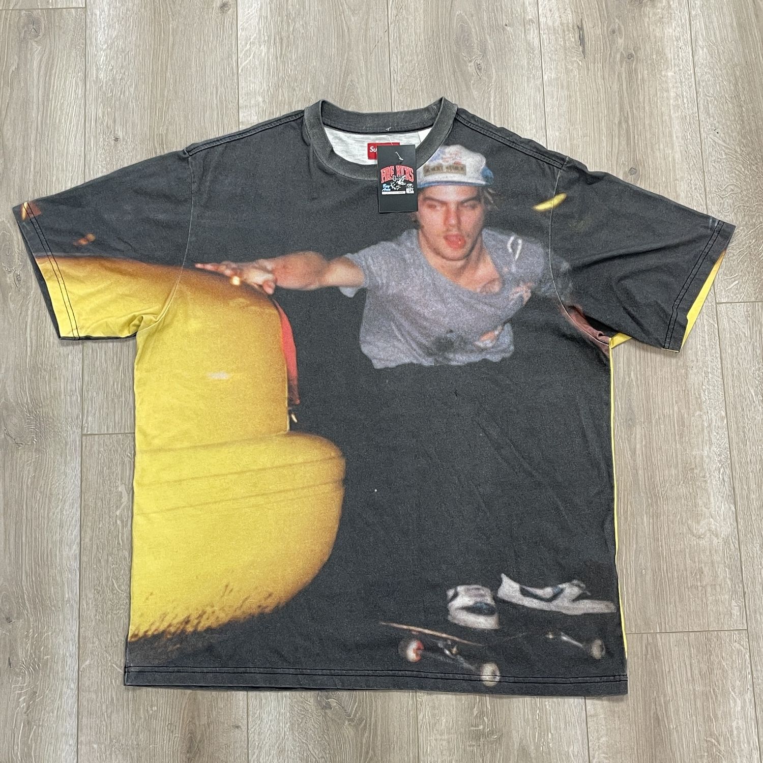 SS/22 Supreme Dash Snow Tee • Pre-Owned