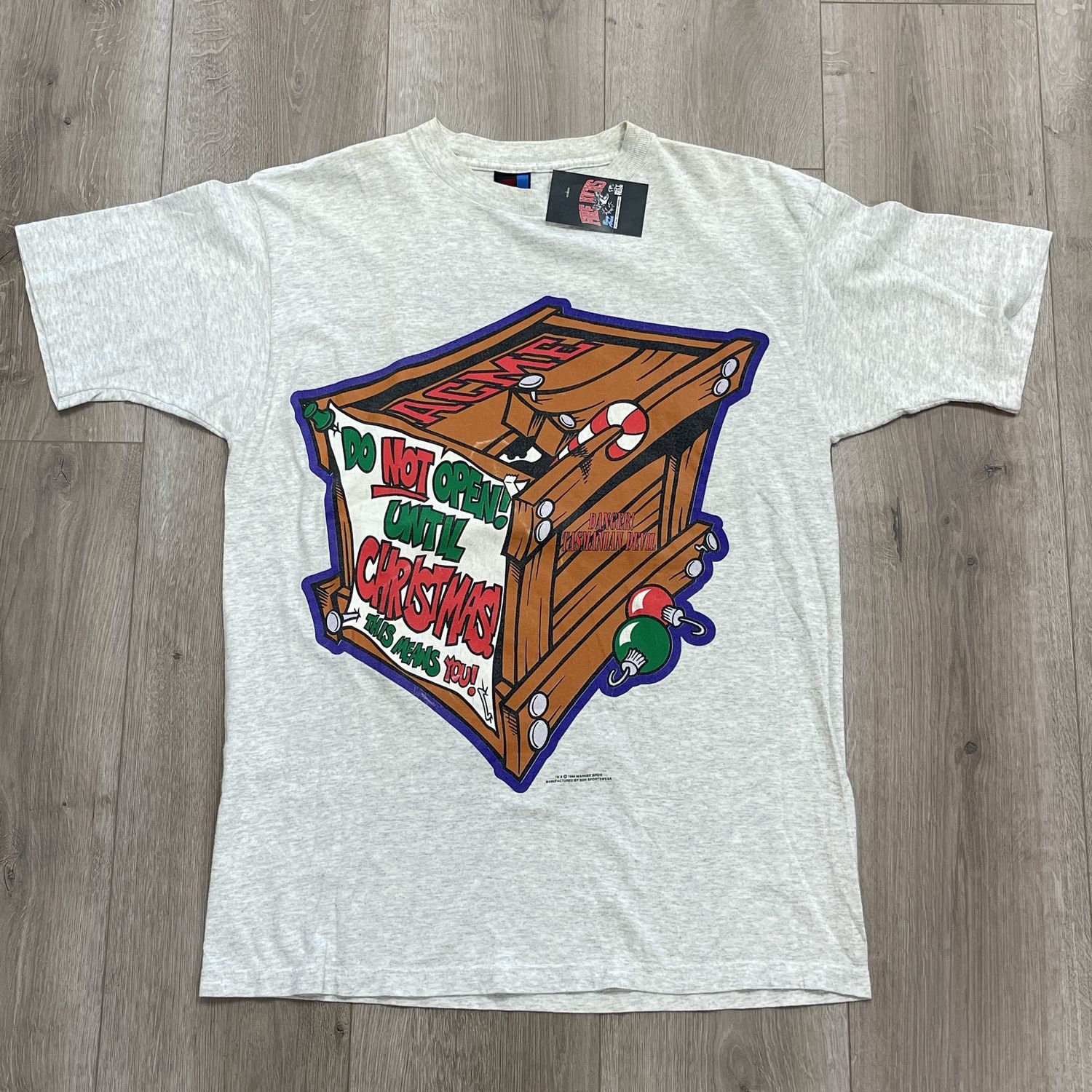 VTG LOONEY TUNES Taz Do Not Open Until Merry Christmas 1994 T Shirt 90s