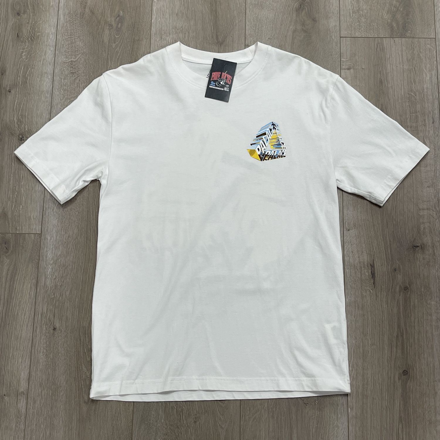 Palace Tri Chrome Tee Size Medium Pre-Owned