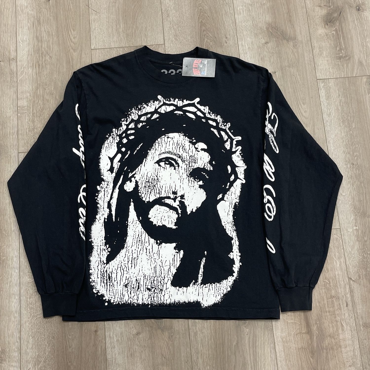 Half Evil Christ Long Sleeve Size Medium Pre-Owned