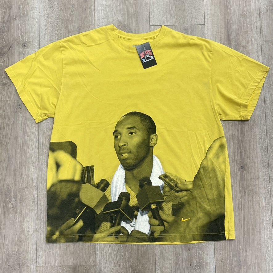 Nike Kobe Interview Tee Yellow Size XXL Pre-Owned