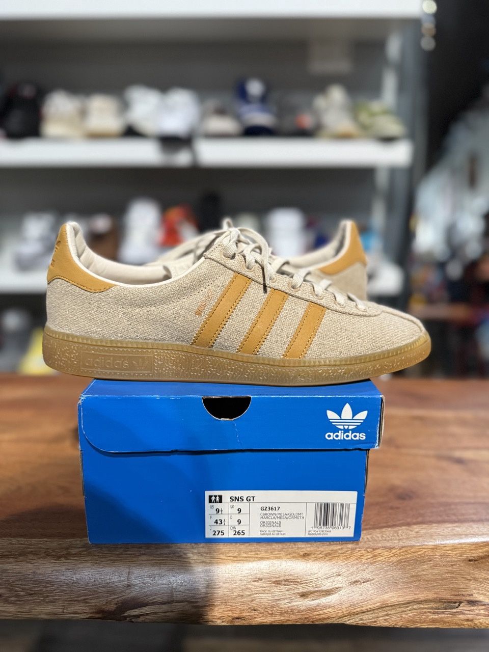 adidas SNS GT Sneakersnstuff LA - Pre-Owned, Product Condition: Pre-Owned, Shoe Size: US M 9.5