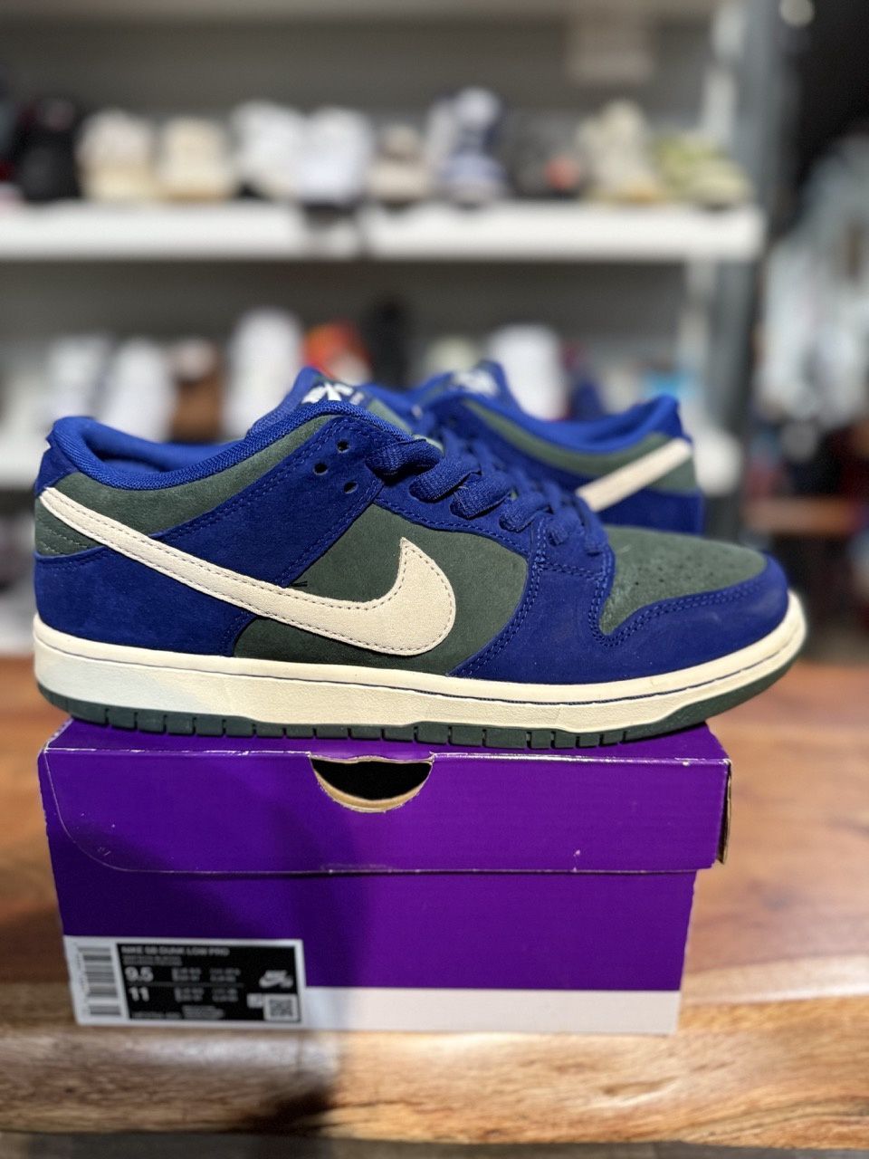 Nike SB Dunk Low Deep Royal Blue - Pre-Owned, Product Condition: Pre-Owned, Shoe Size: US M 9.5