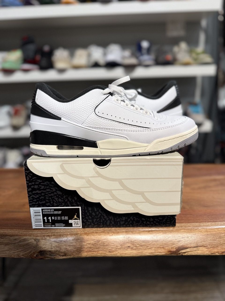 Jordan 2/3 White Black - Pre-Owned, Shoe Size: US M 11.5, Product Condition: Pre-Owned