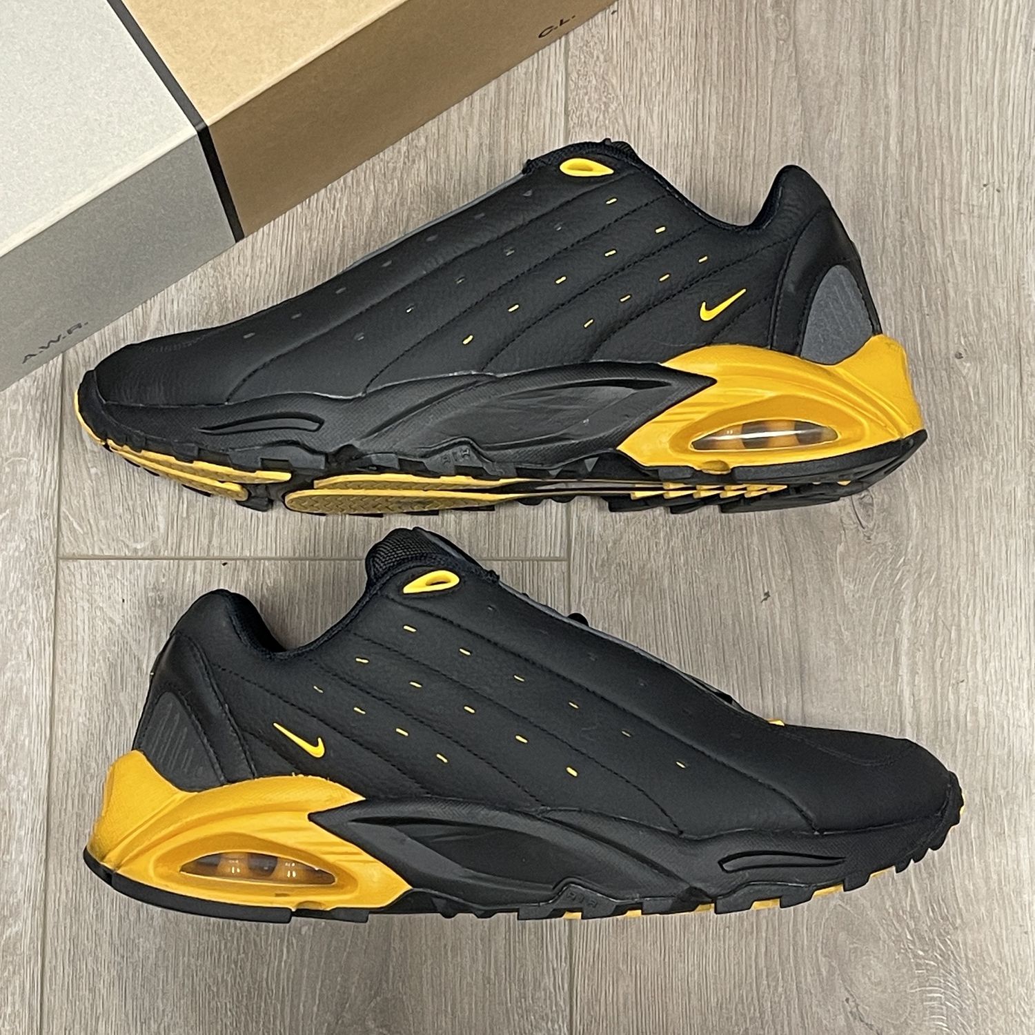 Nike Hot Step Air Terra Drake NOCTA Black Yellow - Pre-Owned, Product Condition: Pre-Owned, Shoe Size: US M 11.5