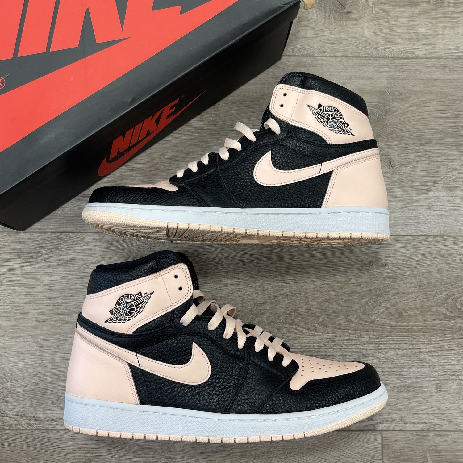 Jordan 1 Retro High Black Crimson Tint - Pre-Owned, Product Condition: Pre-Owned, Shoe Size: US M 11