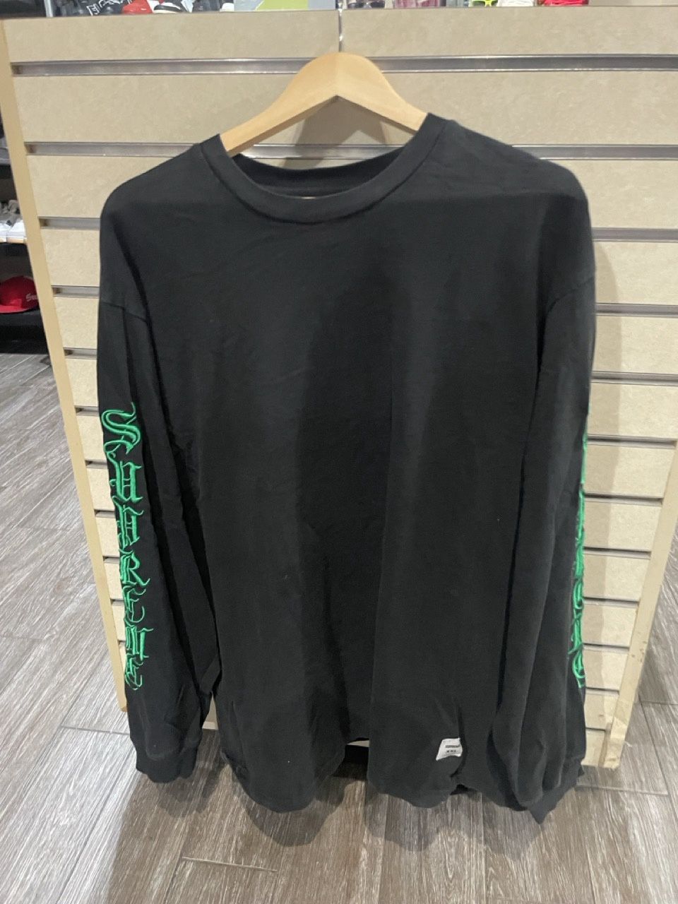 Supreme 2XL long sleeve, Clothing Size: 2XL, Product Condition: Pre-Owned