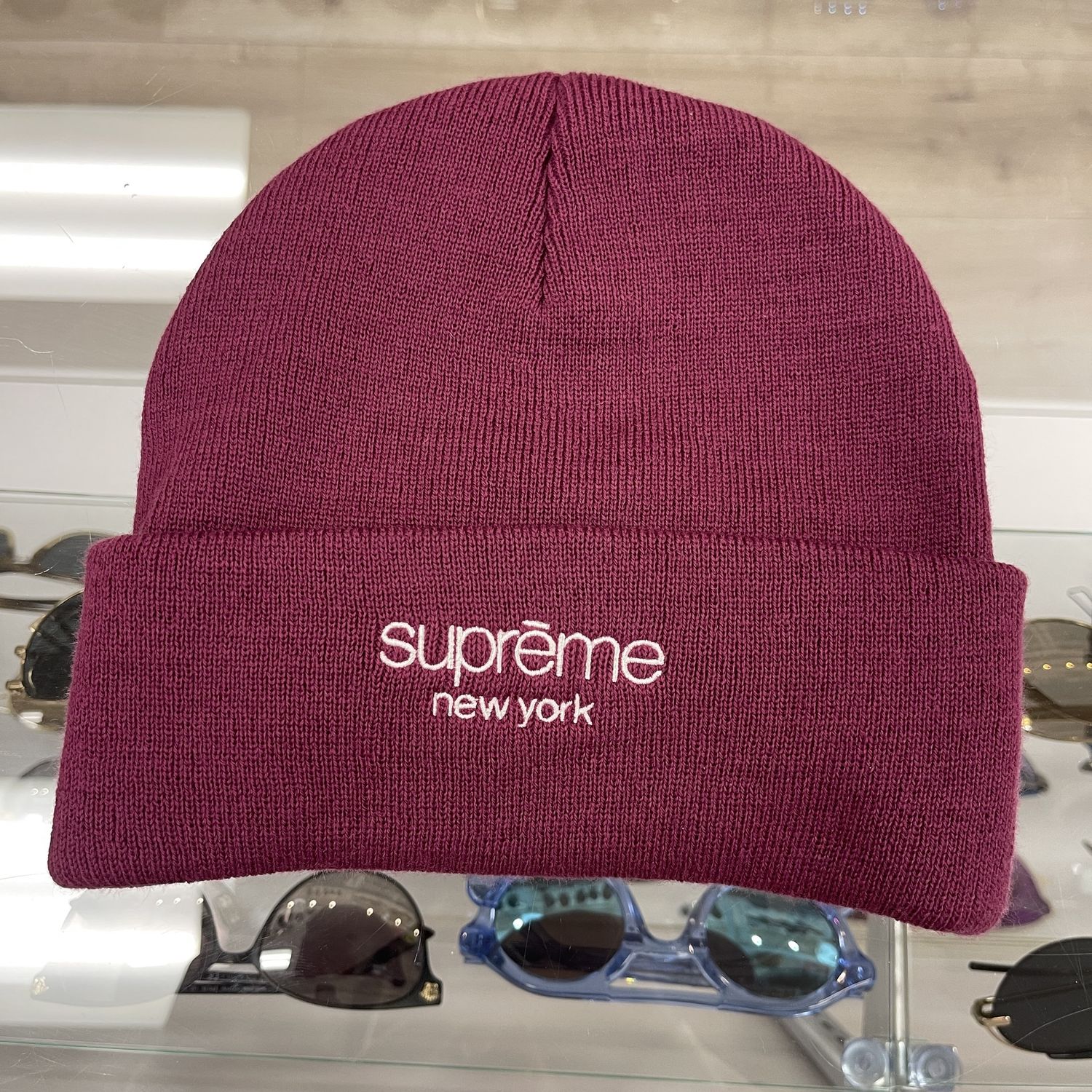 Supreme Maroon Beanie • Pre-Owned