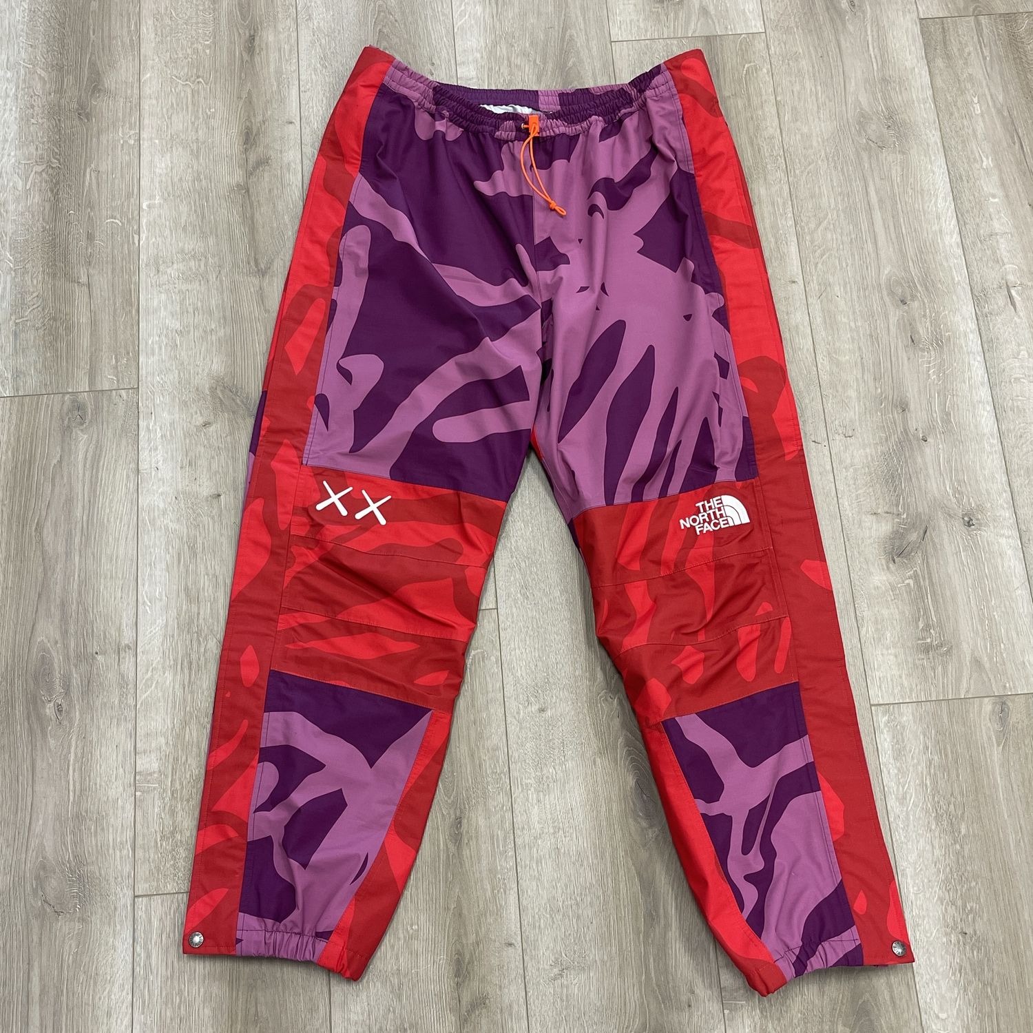 KAWS x The North Face Mountain Light Pants Pamplona Purple • Pre-Owned