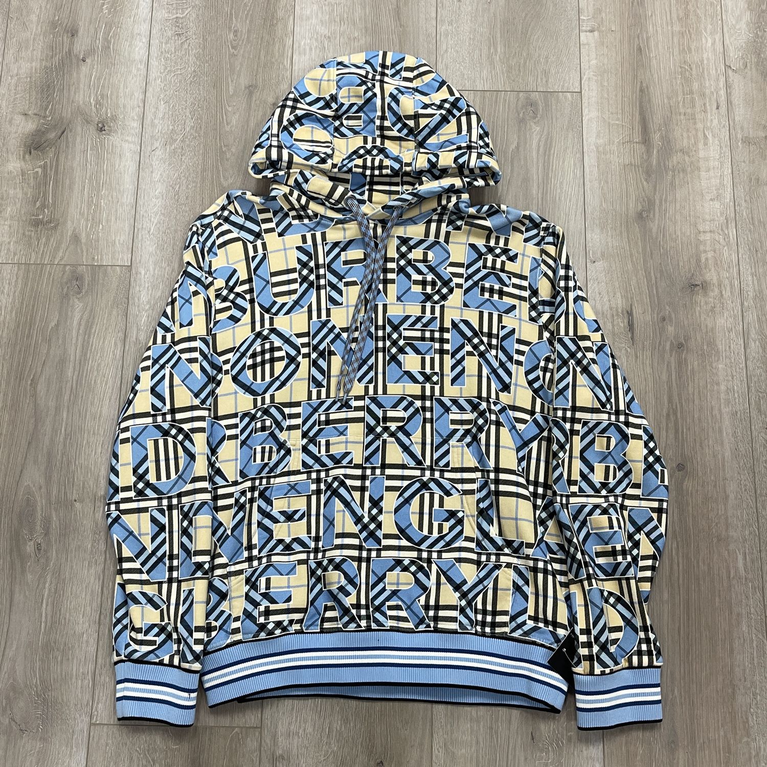 Burberry Plaid Hoodie • Pre-Owned