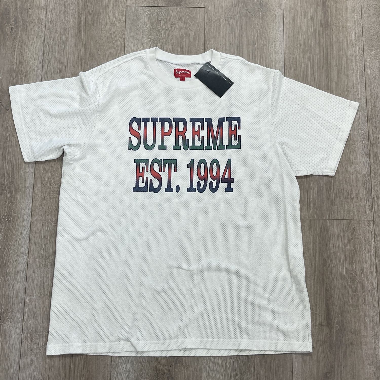 Supreme Est. 1994 White Tee • Pre-Owned