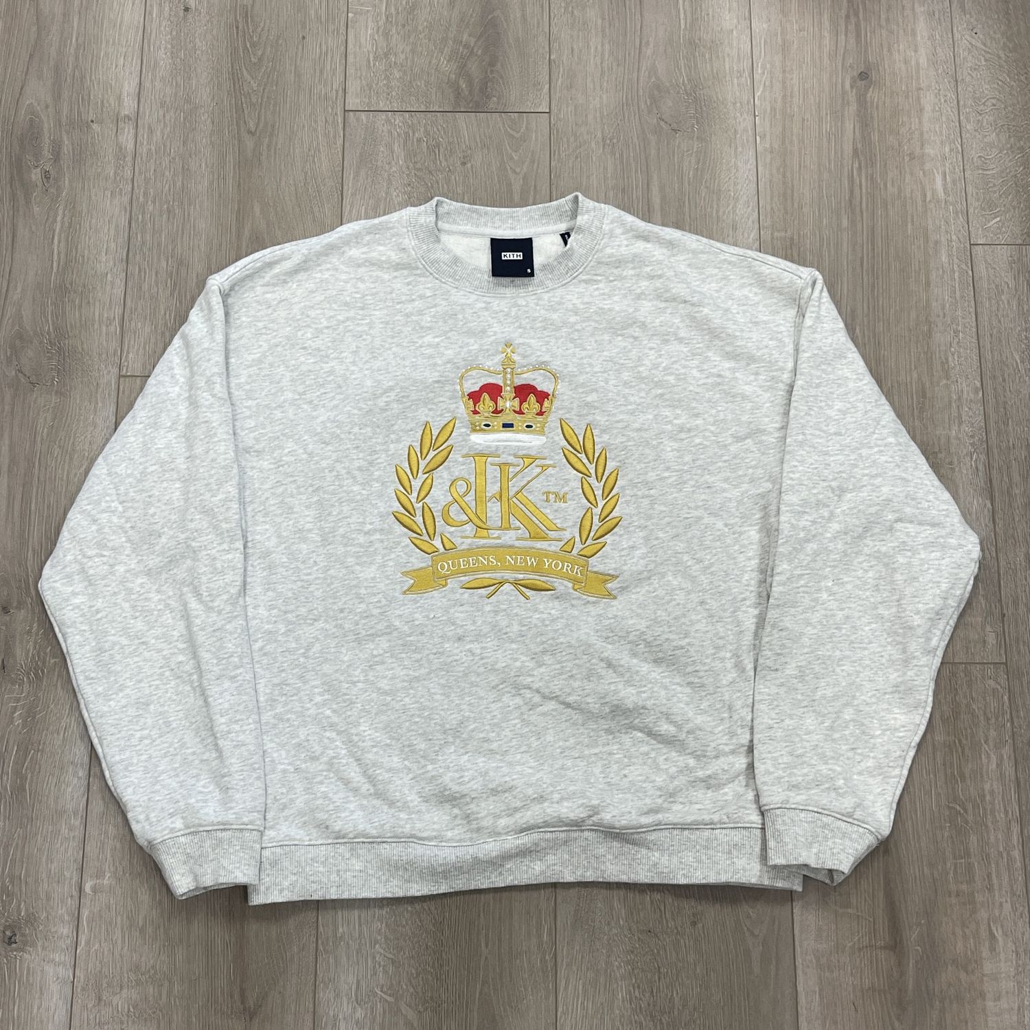 SS23 Kith Crest Crewneck Light Heather Grey size Small Pre-Owned